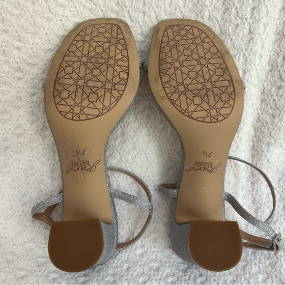 Jewel by Badgley Mischka | Silver Glitter Heels - Picture 8 of 9